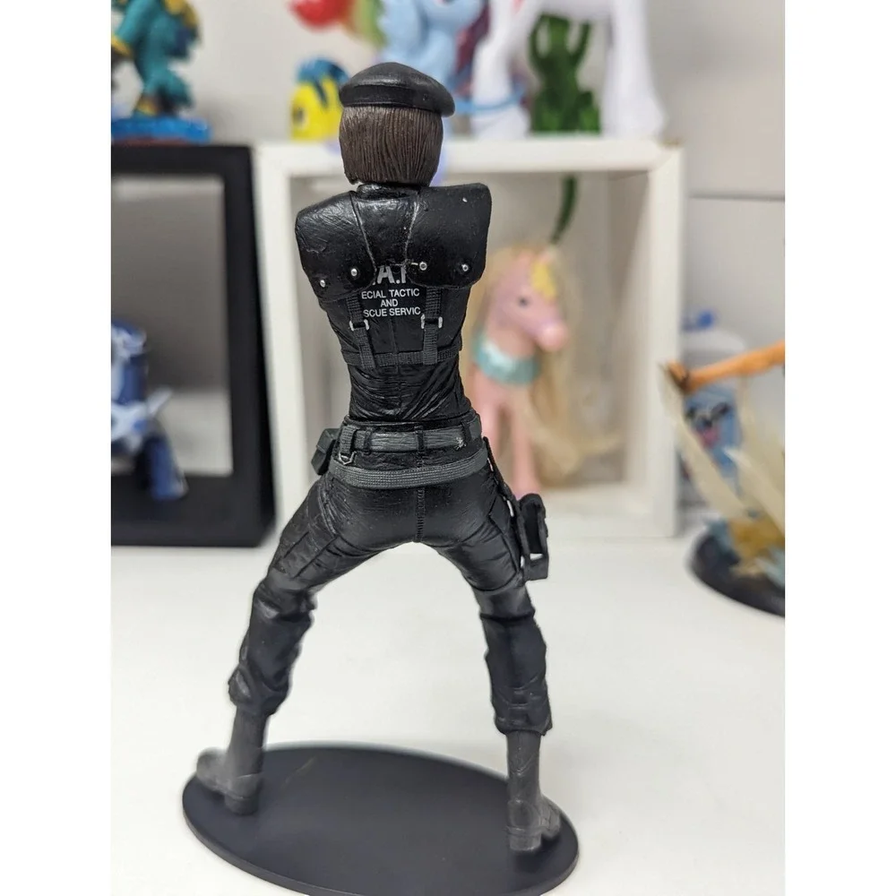 Resident Evil Jill Valentine‎ Neca Variant Black Suit Action Figure